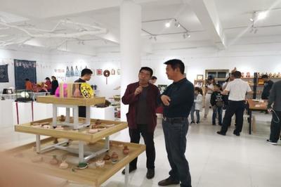 借助科(kē)技力量,促进产业发展